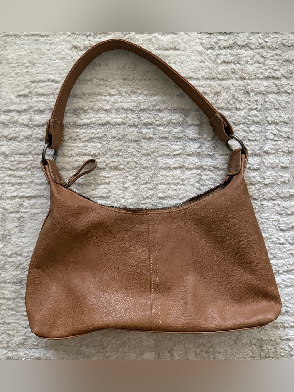 Classic tan Leather Shoulder Bag